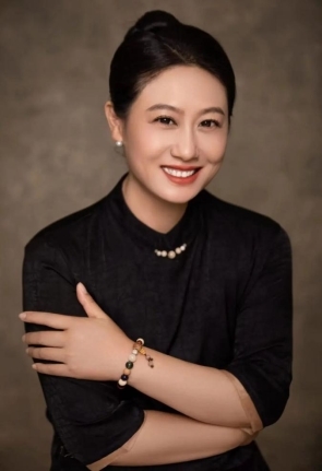 从抑郁深渊到美育之光：游敏婕的重生之路